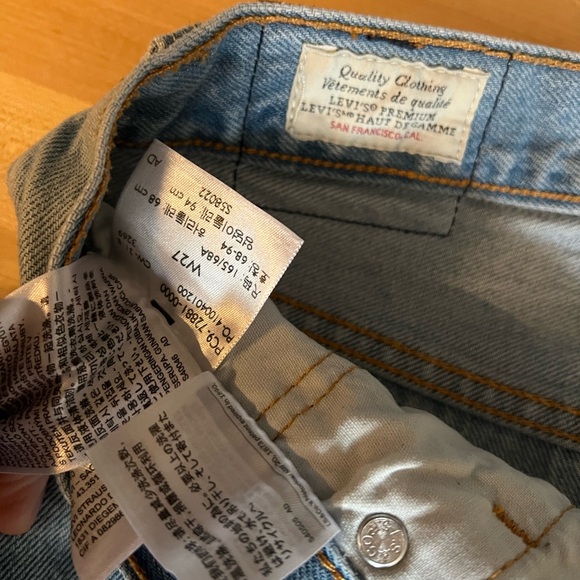 Shortened Levi’s 501 slouch denim shorts light blue - 27 - Picture 7 of 8